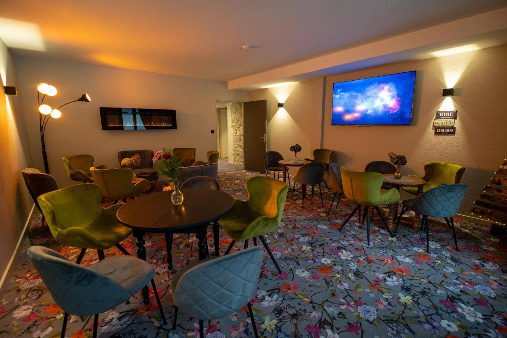 Hotel Restaurant Le Madame La Ferrière Buitenkant foto